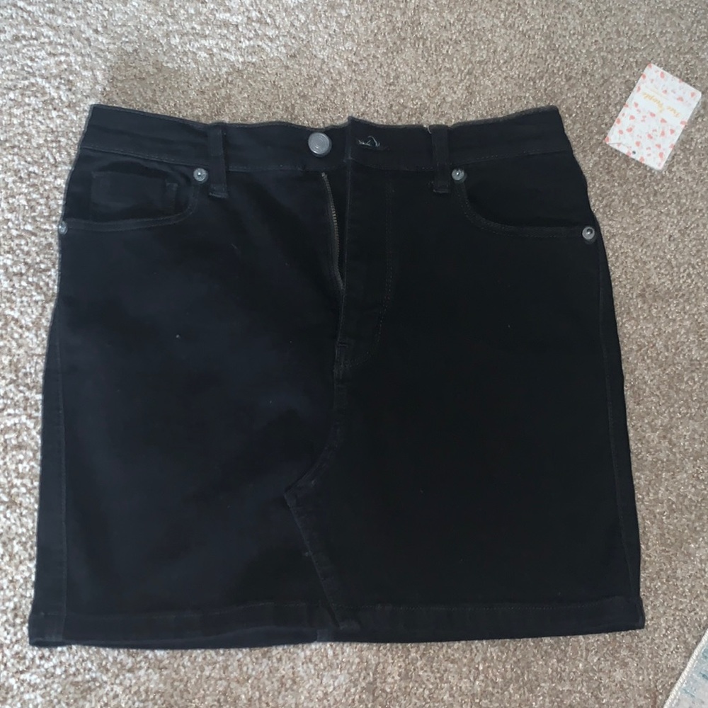 NWT FREE PEOPLE BLACK MINI SKIRT 28
